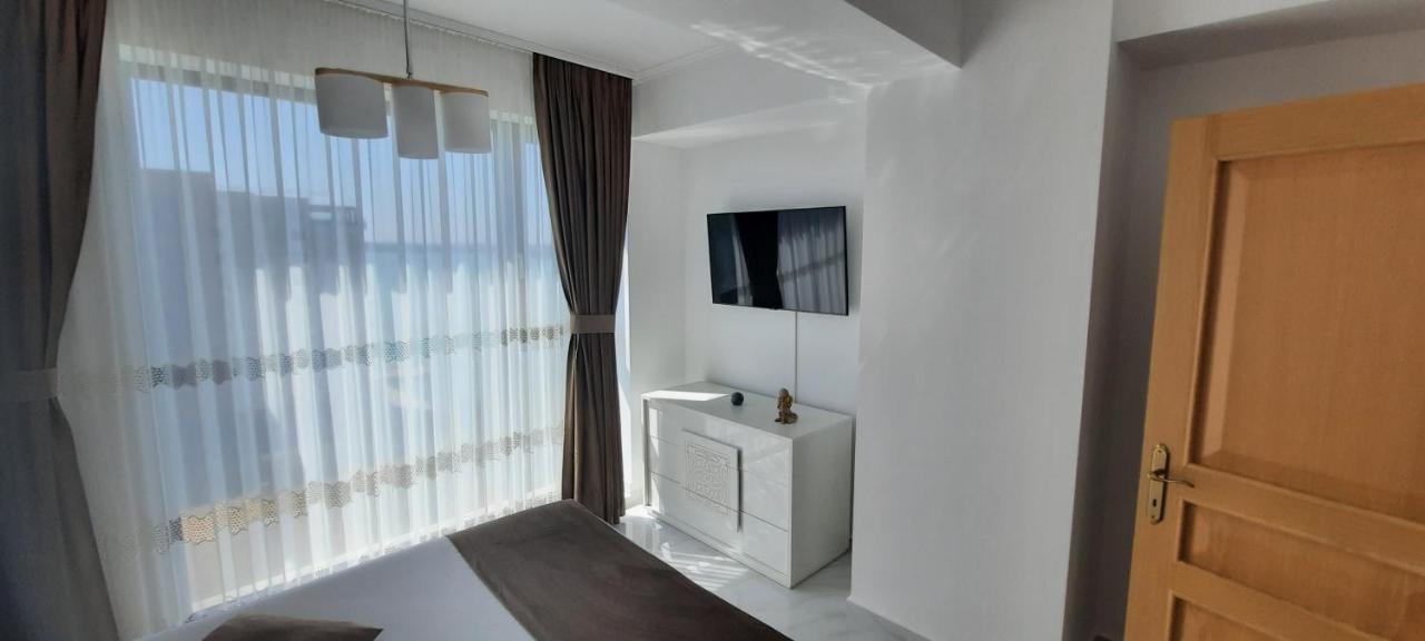 Apart Hotel Victor Mamaia Eksteriør billede