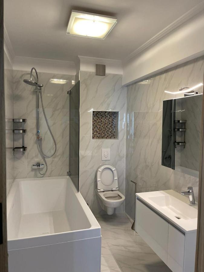Apart Hotel Victor Mamaia Eksteriør billede