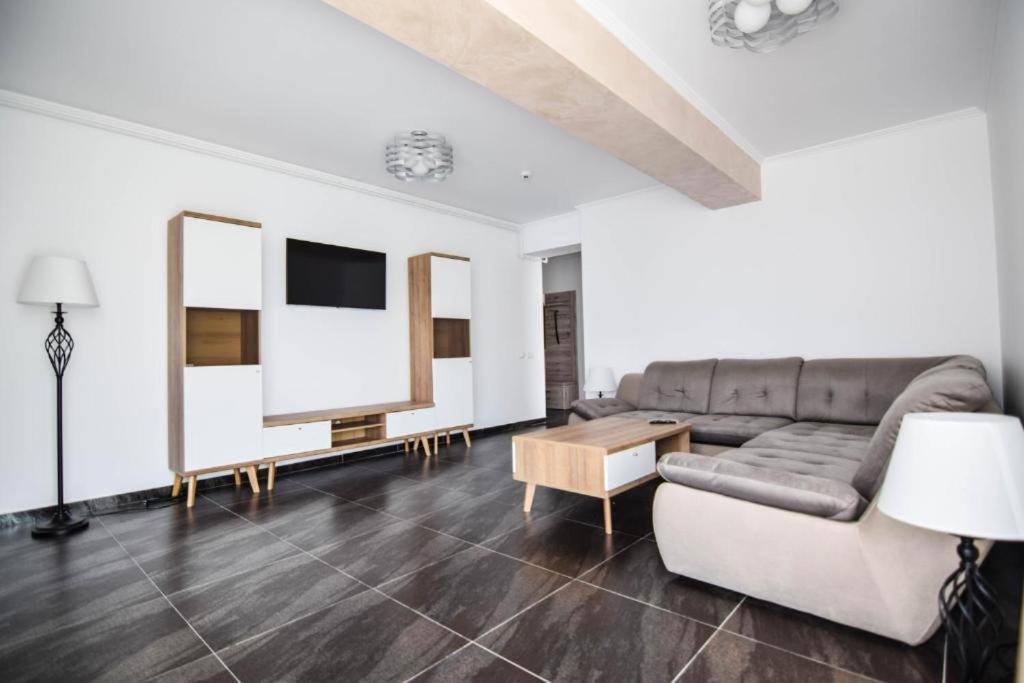 Apart Hotel Victor Mamaia Eksteriør billede